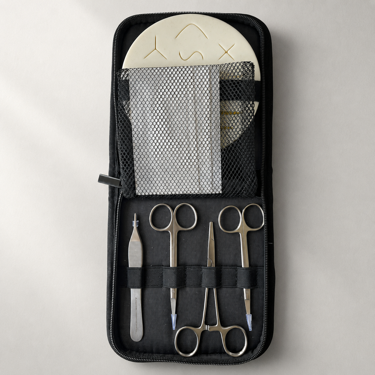 Komplet sutursæt fra The Suture Project™ udviklet af eAnatomi ©