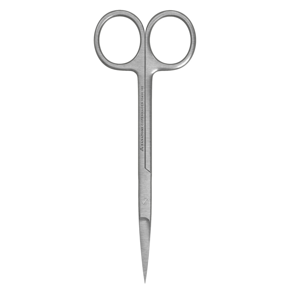 Iris 4,5” kurvet saks mrk. 102 fra The Suture Project™ udviklet af eAnatomi ©