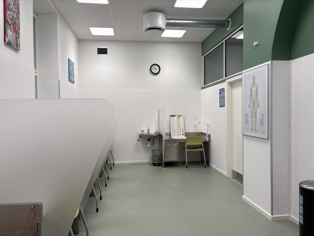 Superficial veins, anatomy poster © eAnatomi